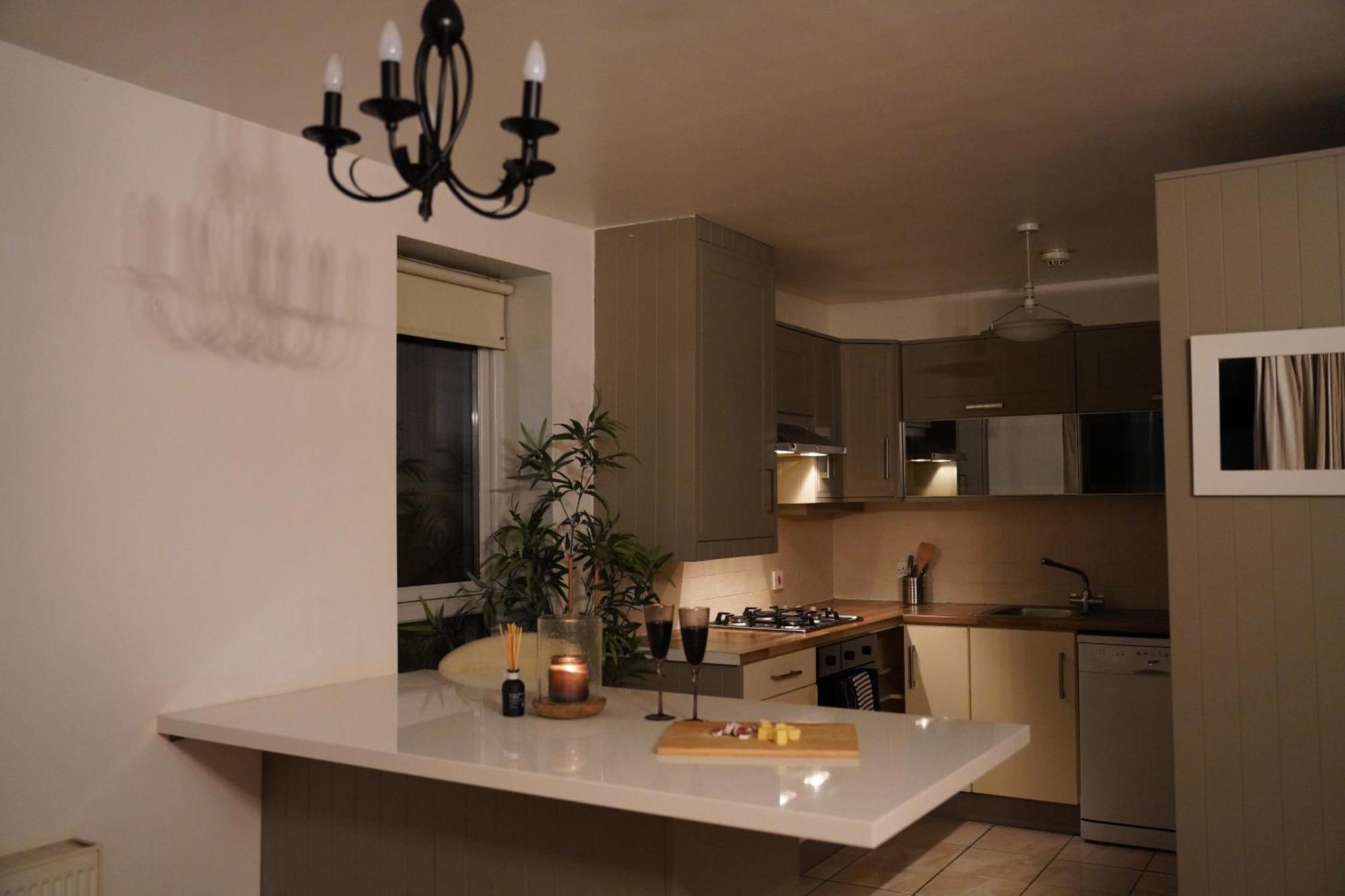 Skyview Retreat Spacious Comfort Lucan Ngoại thất bức ảnh