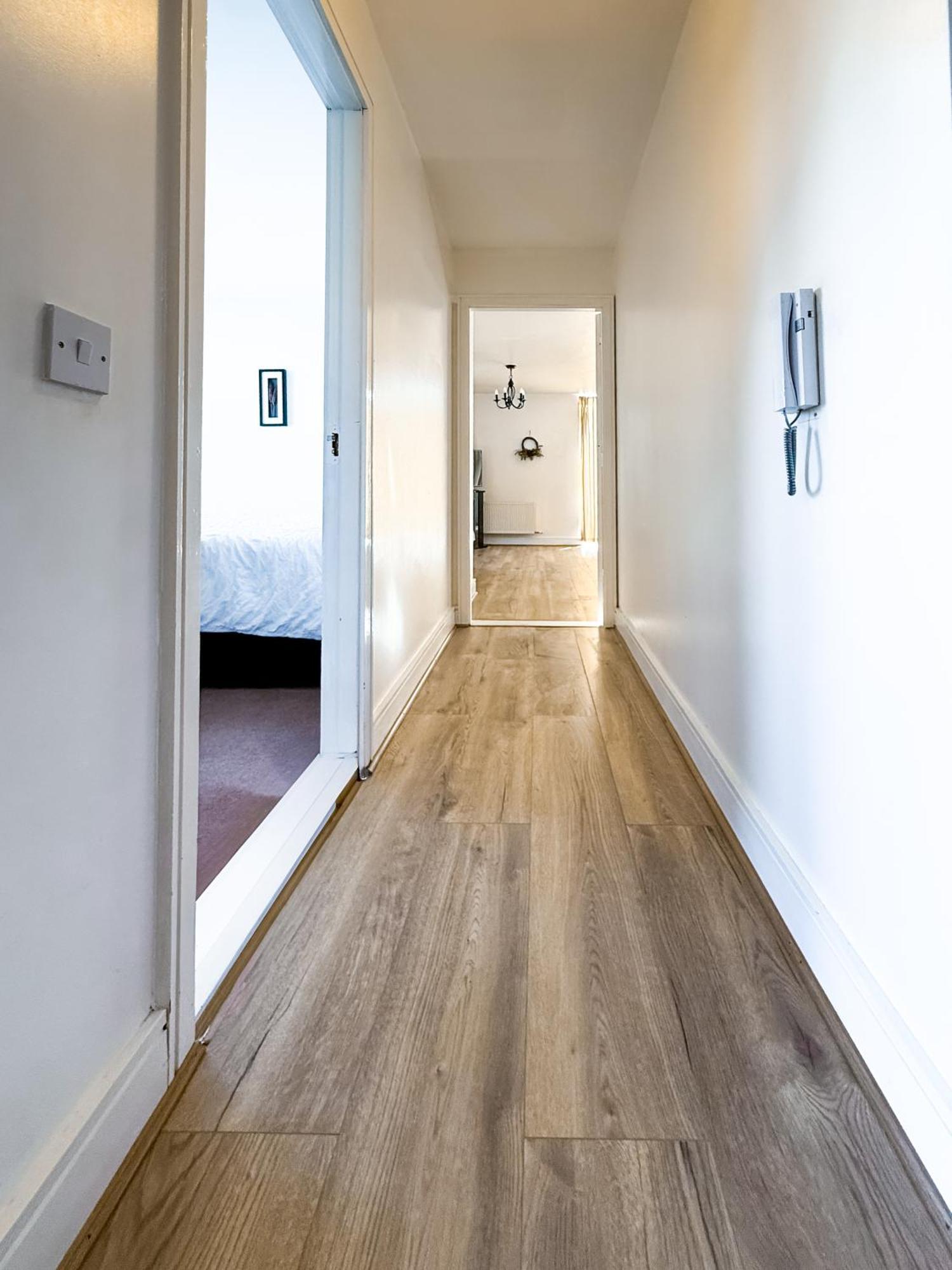 Skyview Retreat Spacious Comfort Lucan Ngoại thất bức ảnh